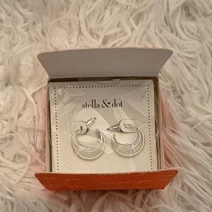 Stella & Dot Shiny Silver Hoop Earrings (NEW)